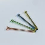 قلم حبر ازرق و لمس للنقال زينة هدية دبدوب خط سلس يأتي بألوان لامعه