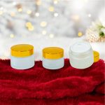 عبوة زجاجية فاخرة معتمة للكريمات عبوة 30 & 50 مل مع غطاء حماية ومغطة ذهبية