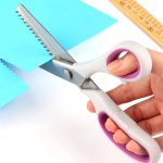 مقص ستانستيل قص مشرشر زاوية درجة اولى للورق المقوى والاشغال الحرفية واليدوية