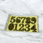 مجموعة أرقام ذهبية لاصقة متعدد الاستعمالات ، مناسبة للأبواب والغرف والاشغال