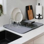 منشفة سقطارة ومنظم أواني وصحون واداوت المطبخ مع حاملة آواني