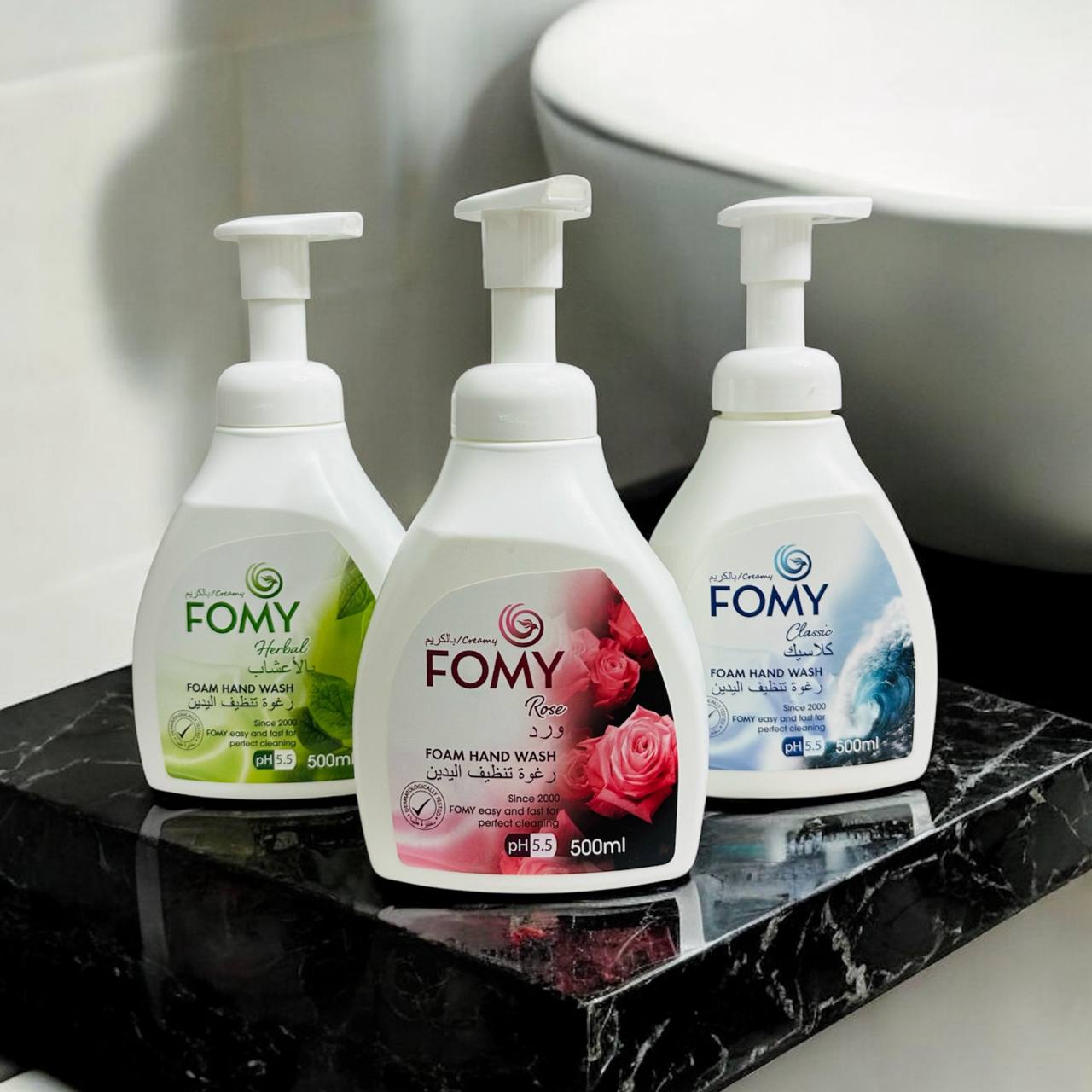 5803279013890428457_121 غسول رغوة تنظيف اليدين FOMY - عبوة 500 مل - الصورة 1