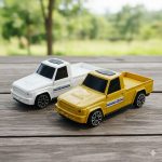 لعبة سيارة تايوتا ثعلب دفع باليد MOAF03