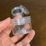 ⁦دستة علب شفافة بلاستيك 12 علبة 60 مل - متعددة الاستعمالات لاصحاب المشاريع⁩ - الصورة ⁦2⁩