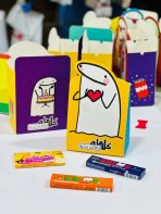 ⁦طقم علب عيدية ميمز فارغة 12 علبة توزيعات مقاس العلبة 12.5×10.5×6.5 سم⁩ - الصورة ⁦2⁩