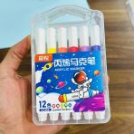 ⁦طقم اقلام اكريليك 12 لون حجمين مناسبة للتلوين على جميع الأسطح قماش و بلاستيك وزجاج⁩ - الصورة ⁦5⁩