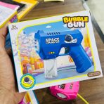 ⁦لعبة مسدس فقاعات رجل الفضاء للأطفال مع بطاريات مجانية⁩ - الصورة ⁦3⁩