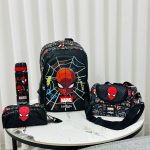 حقيبة ديزني سبايدر مان الأصلية 4 قطع من Smiggle