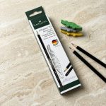12 قلم رصاص مع ممحاة FABER - CASTELL صناعة ألمانية - تمساح