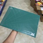 ⁦حصيرة قص احترافية لأصحاب المشاريع والحرف اليدوية - مقاس A3⁩ - الصورة ⁦3⁩