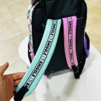 ⁦حقيبة جر ديزني هيلو كيتي من Smiggle مناسبة من الصف الثاني إلى الخامس⁩ - الصورة ⁦6⁩