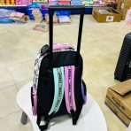 ⁦حقيبة جر ديزني هيلو كيتي من Smiggle مناسبة من الصف الثاني إلى الخامس⁩ - الصورة ⁦7⁩